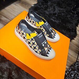 Fendi “Bug Eyes” women sneakers size 39 1/2